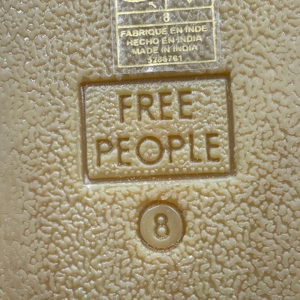 Free People Snowdrop Mico Mukluk Shearling Platform Boots‎ Tan Suede Womens 8